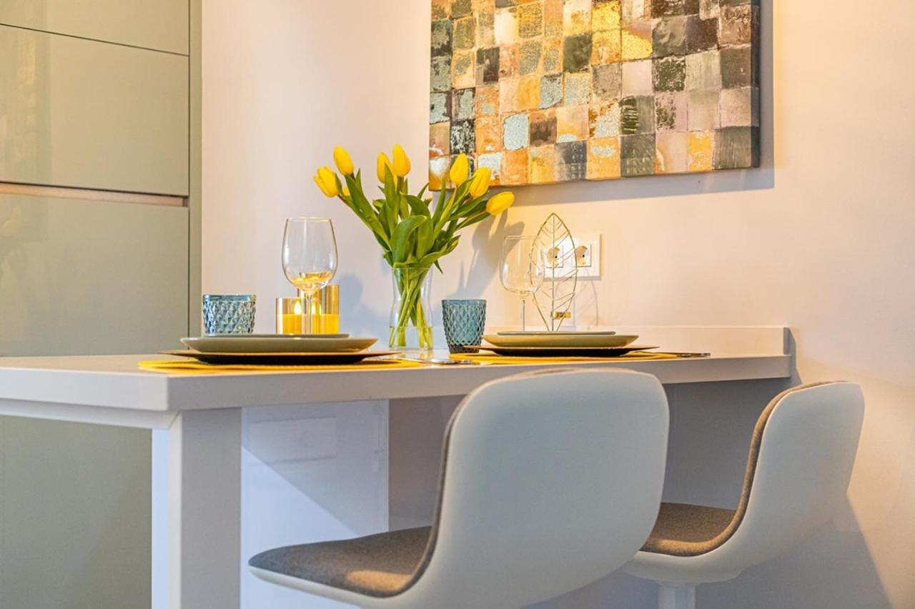 לה קאלה דה מיחאס Divina Home Apartments מראה חיצוני תמונה